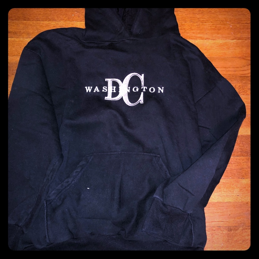 Washington DC men’s sweatshirt